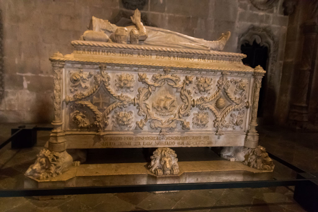 Tomb of Vasco da Gama Jeronimos Monastery